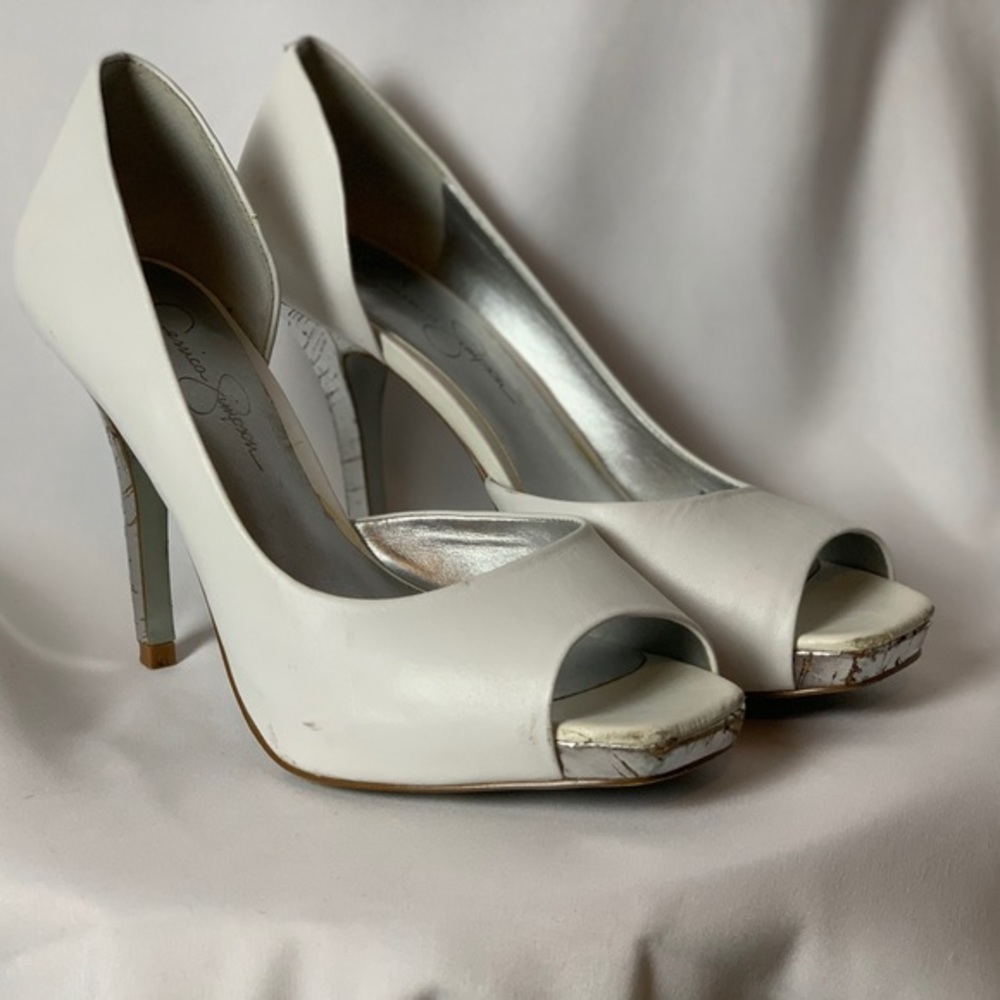 Jessica Simpson White d’Orsay Platform Heels - Picture 5 of 5